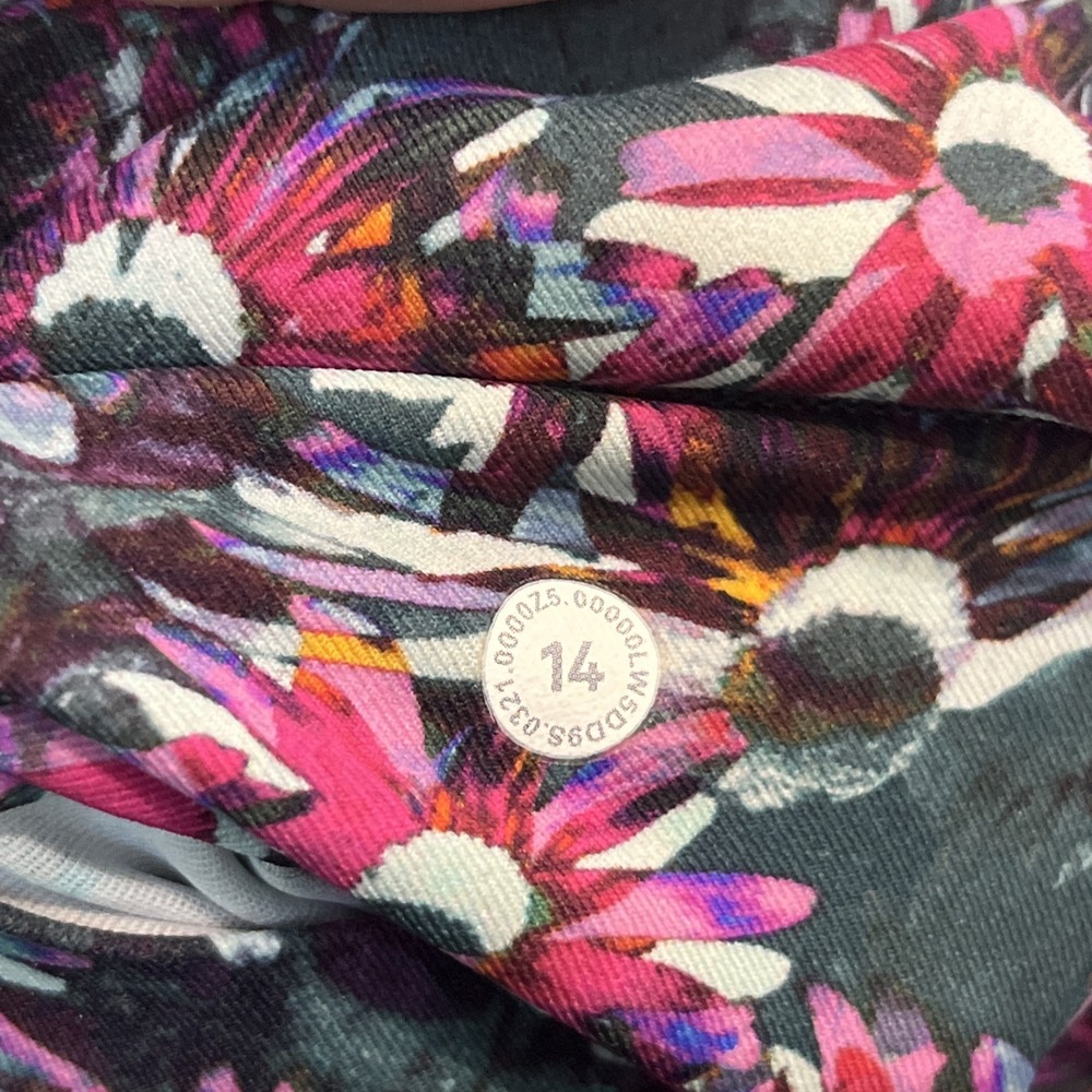 Lululemon Swift Speed HR Tight 28" Floral Athletic Leggings Size 14 Multicolor - Picture 6 of 6